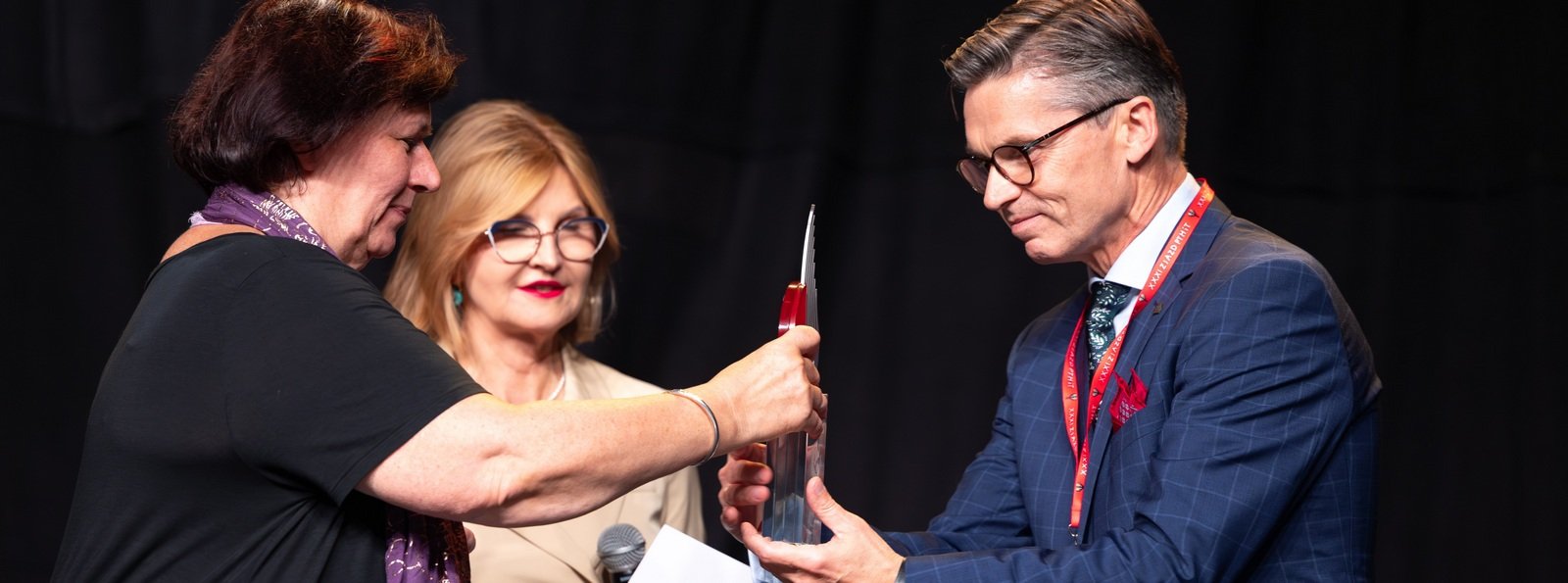 Tytuł honorowego członka PTHiT dla prof. Jerzego Windygi