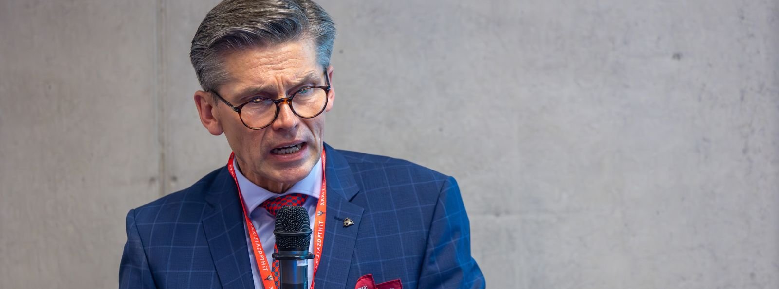 Prof. Jerzy Windyga o hamowaniu dopełniacza w nocnej napadowej hemoglobinurii